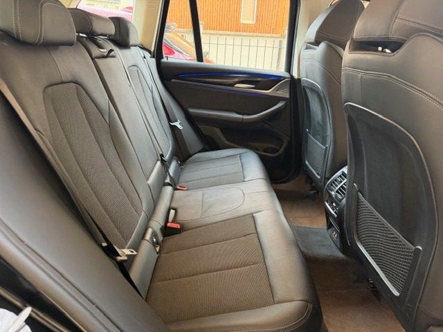 BMW X3 sDrive18d 48V Xline auto