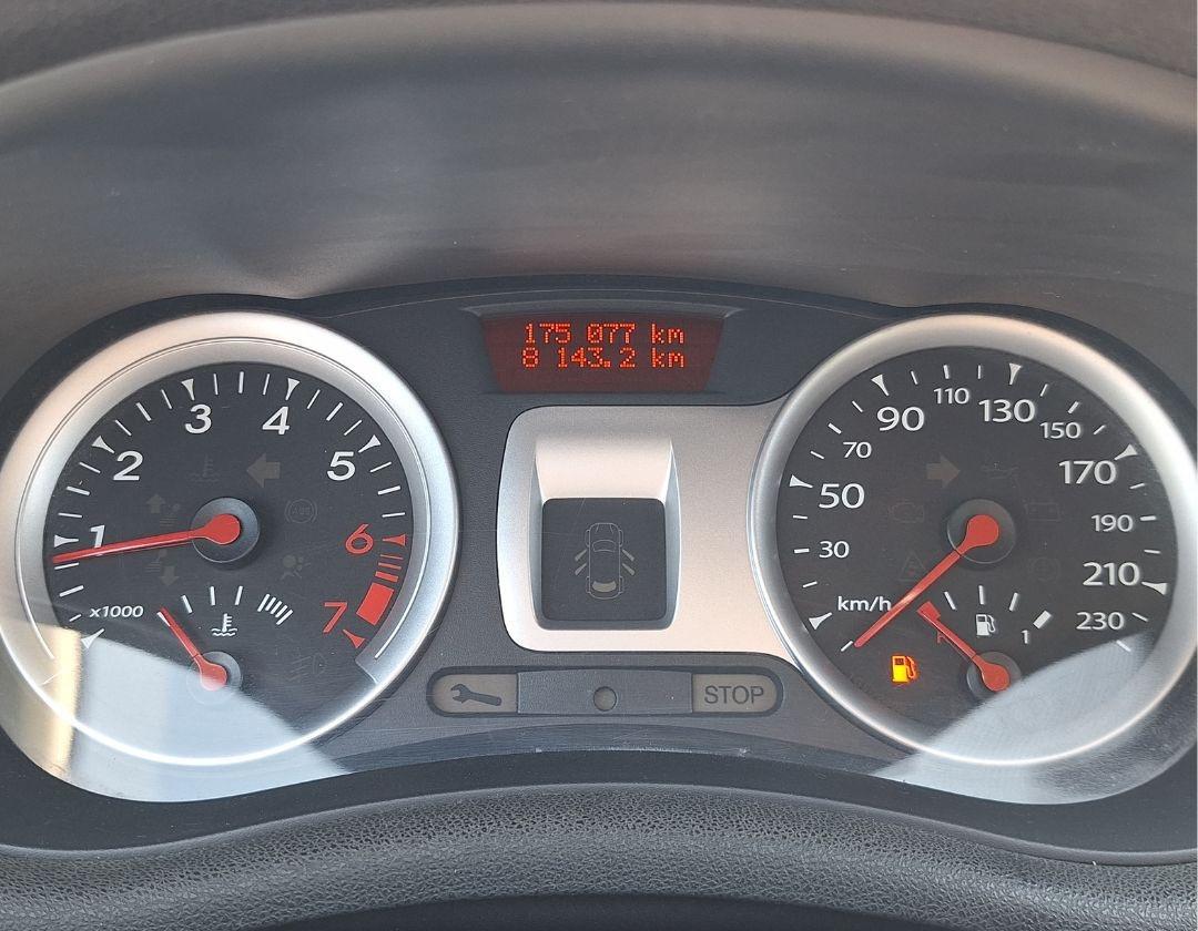 RENAULT Clio 3ª serie - Clio 1.2 16V TCE 100CV SporTour Dynamique