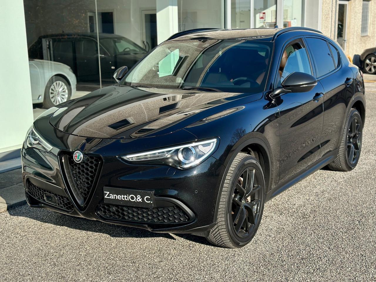 Alfa Romeo Stelvio 2.2 Turbodiesel 210 CV AT8 Q4 Super
