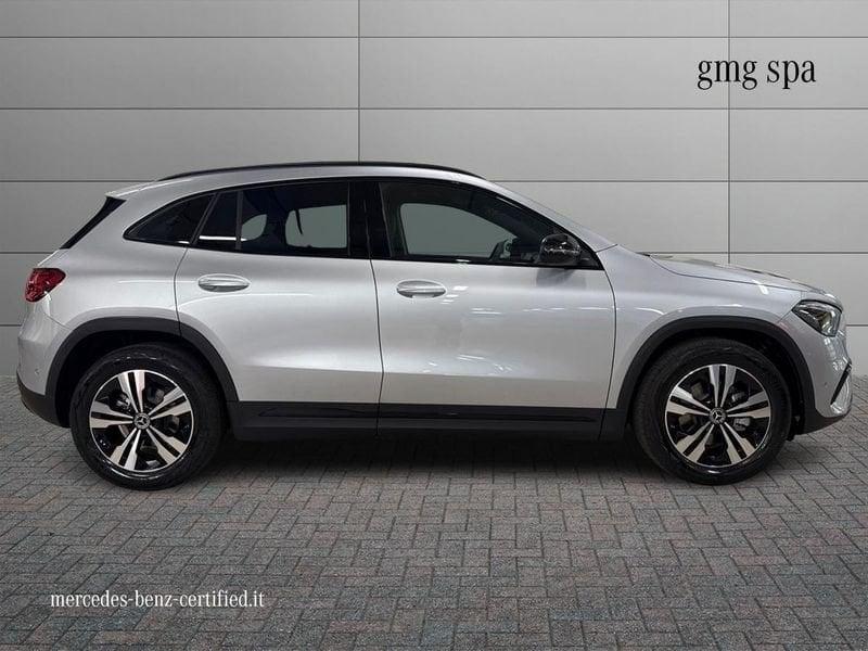 Mercedes-Benz GLA 200 d Progressive Extra auto