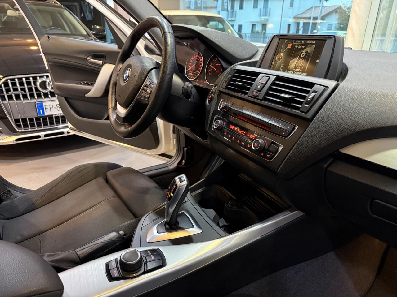 Bmw 118 118d 5p Sport UNICO PROPRIETARIO !