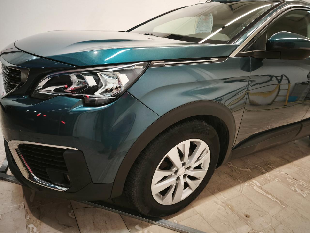 Peugeot 5008 Peugeot 5008 1.5 HDi 130 CV EAT8 Business