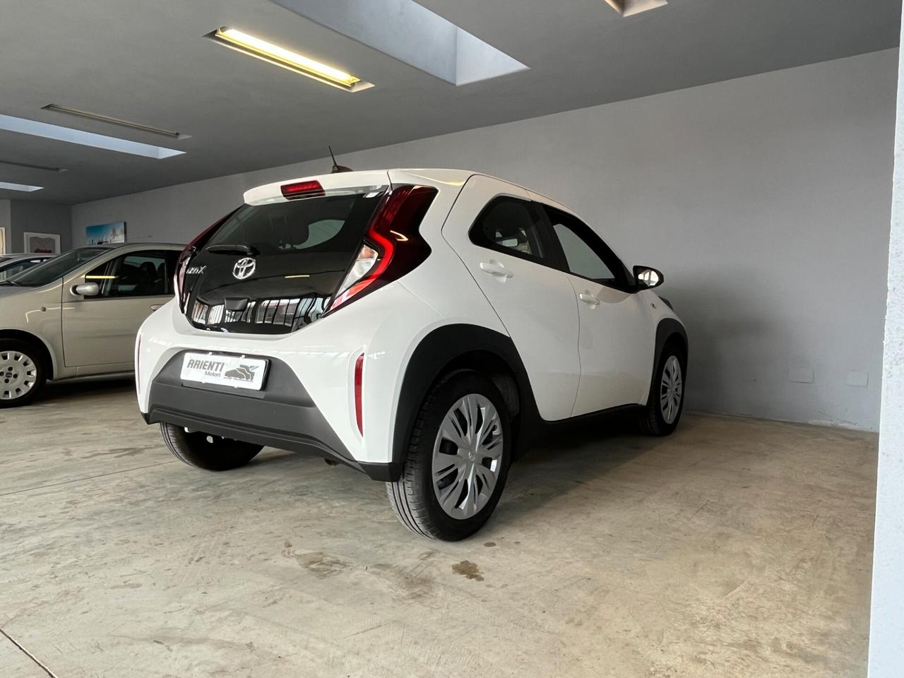 Toyota Aygo X 1.0cc ACTIVE 72cv-NESSUN VINCOLO FINANZ.