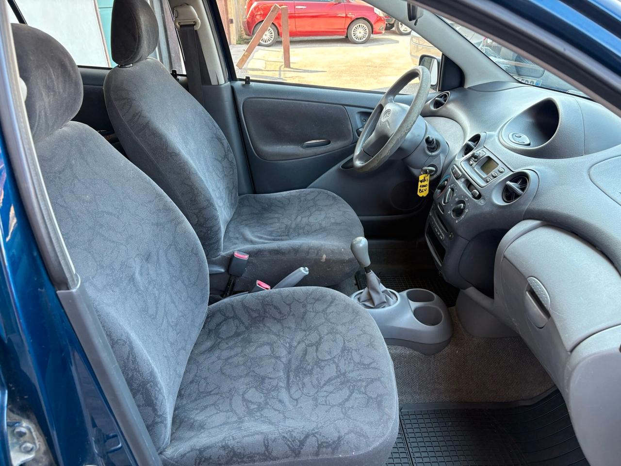 Toyota Yaris 1000 5 porte Full Opt