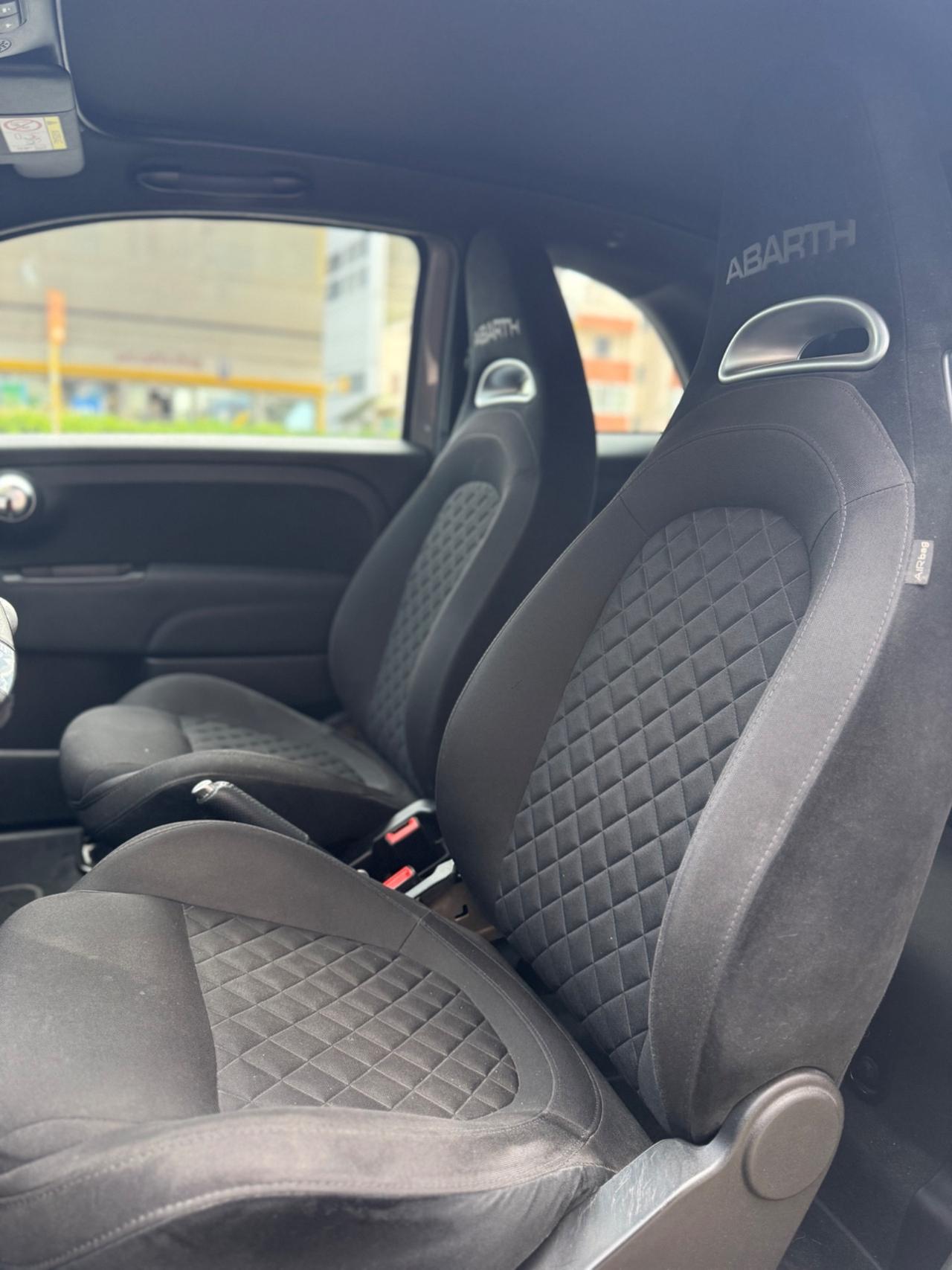 Abarth 595 C 1.4 Turbo T-Jet 165 CV 2022