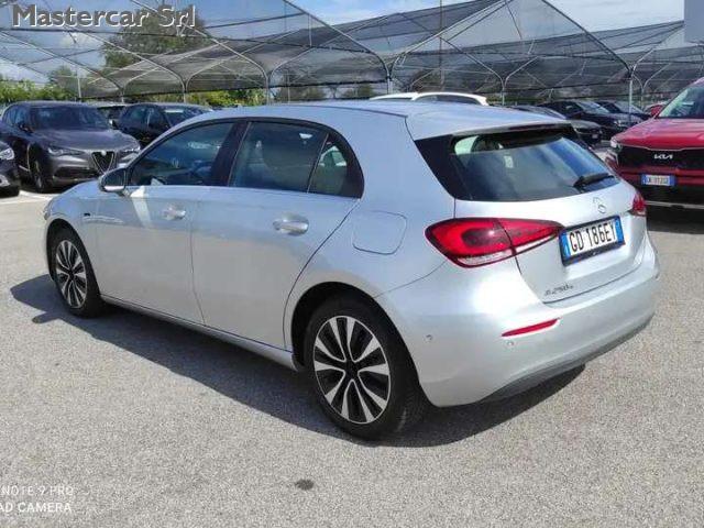 MERCEDES-BENZ A 250 Classe A e eq-power Business Extra auto - GD186EY