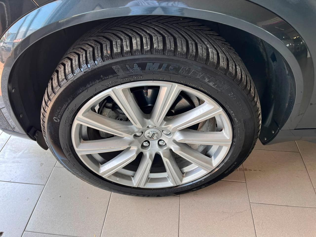 Volvo XC 90 XC90 D5 AWD Geartronic 7 posti Inscription