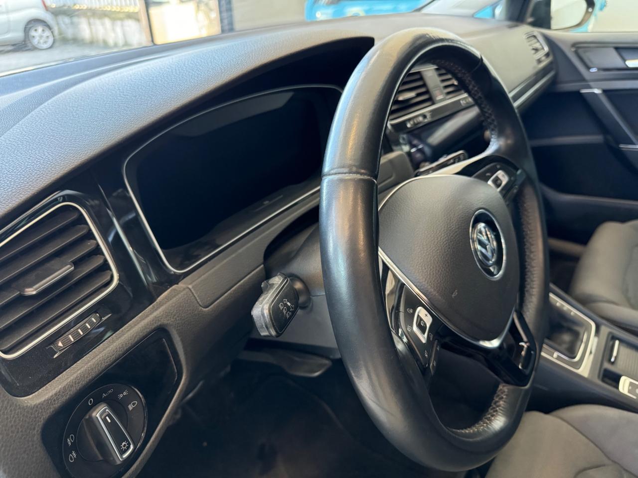 Volkswagen Golf Variant 1.6 TDI 110 CV Comfortline BlueMotion Tech.