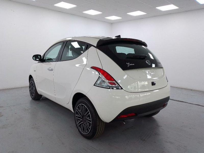 Lancia Ypsilon 1.0 firefly hybrid Gold s&s 70cv 5p.ti