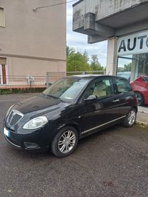 Lancia Ypsilon 1.2 Platino