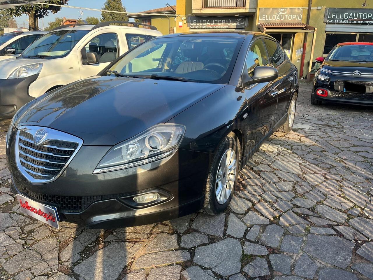 Lancia Delta 1.4 T-Jet 120 CV Silver