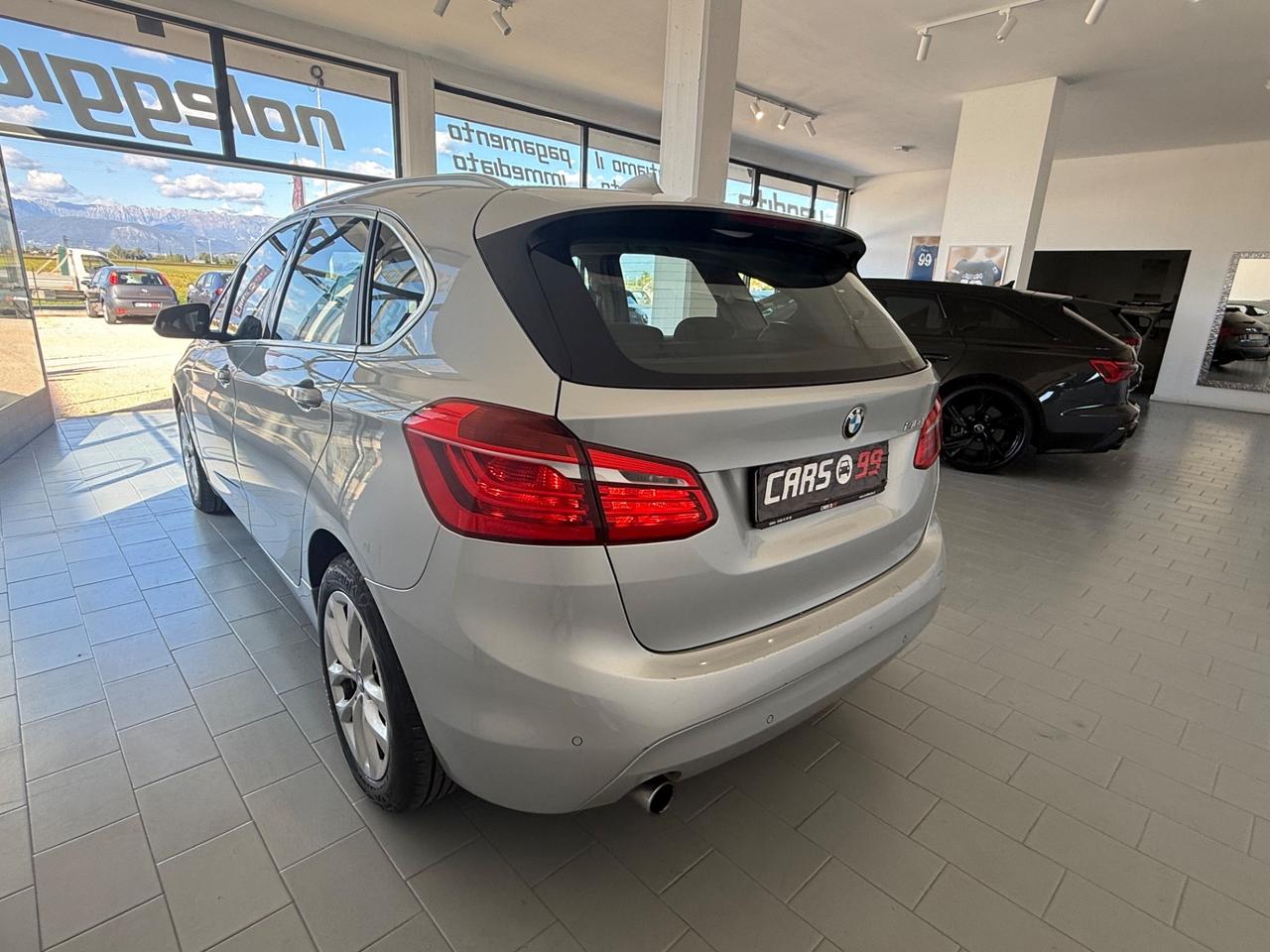 Bmw 2er Active Tourer 218d Advantage