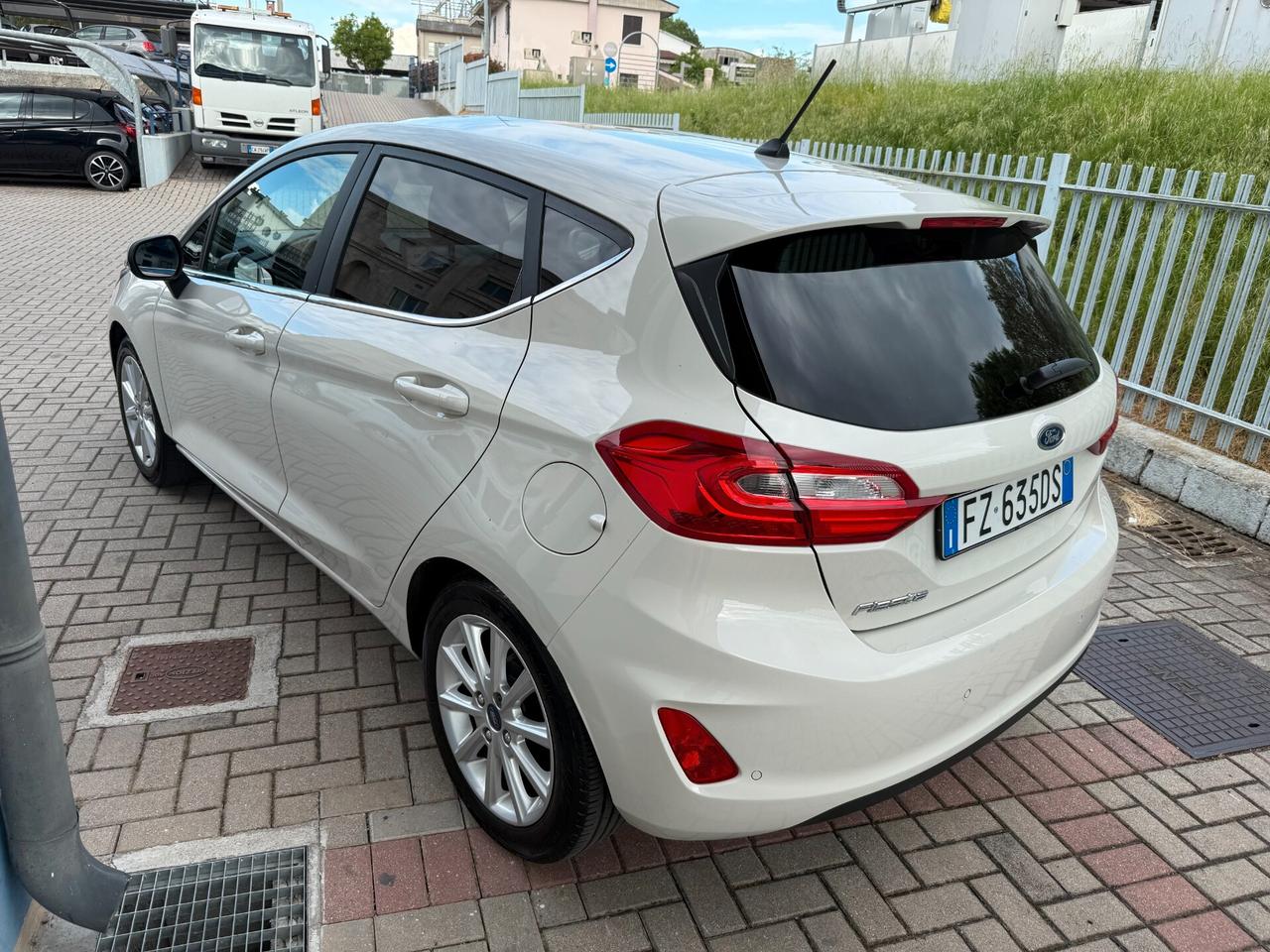 Ford Fiesta 1.1 75 CV GPL 5 porte Titanium