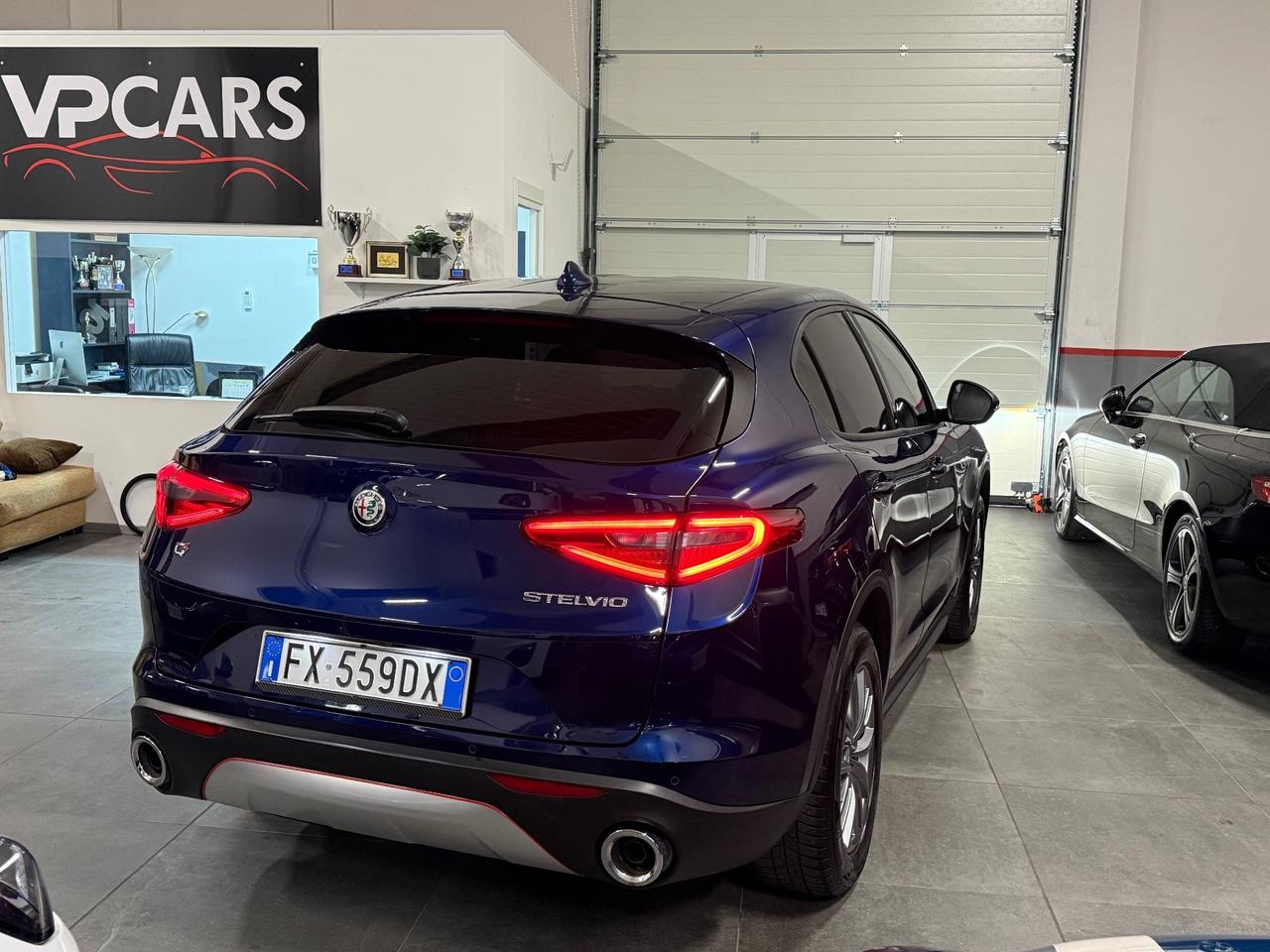 Alfa Romeo Stelvio 2.2 Turbodiesel 190 CV AT8 Q4 Executive