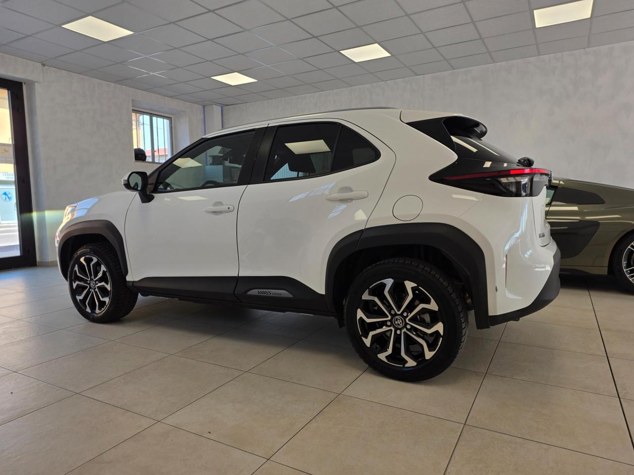 Toyota Yaris Cross 1.5 Hybrid 5p. E-CVT AWD-i Lounge