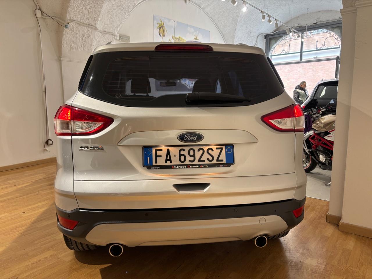 Ford Kuga 2.0 TDCI 120 CV S&S 2WD Titanium