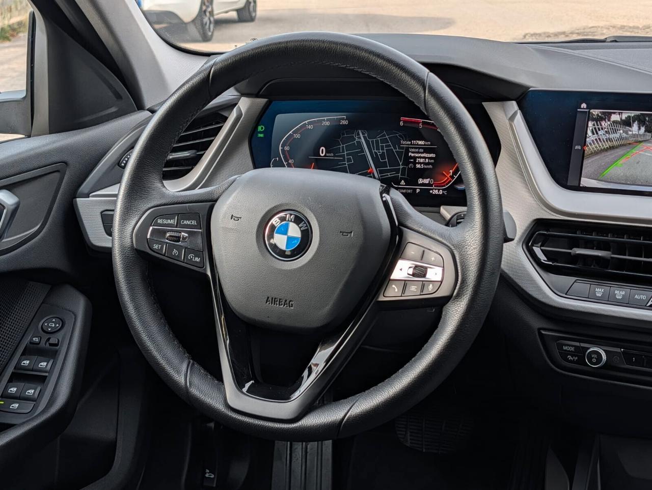 Bmw 118 118d 5p. Business Advantage