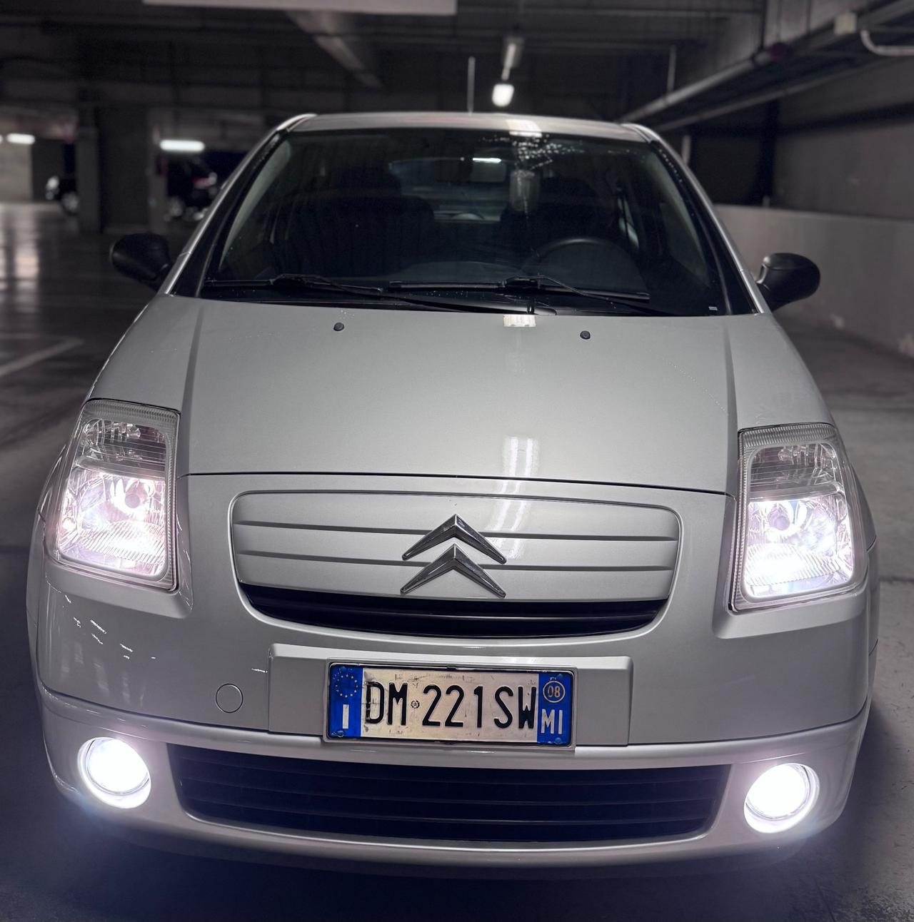 Citroën C2 1.1 VTR • Solo 42.110 km • Unico Proprietario