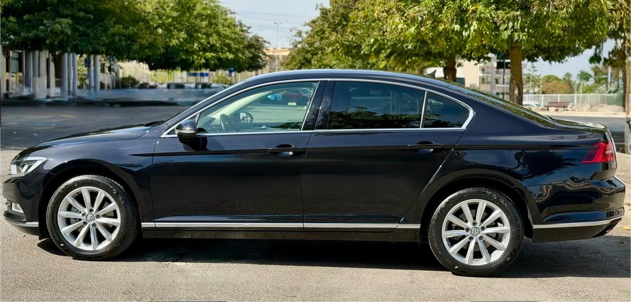 Volkswagen Passat Berlina 2.0 Tdi 150CV Executive