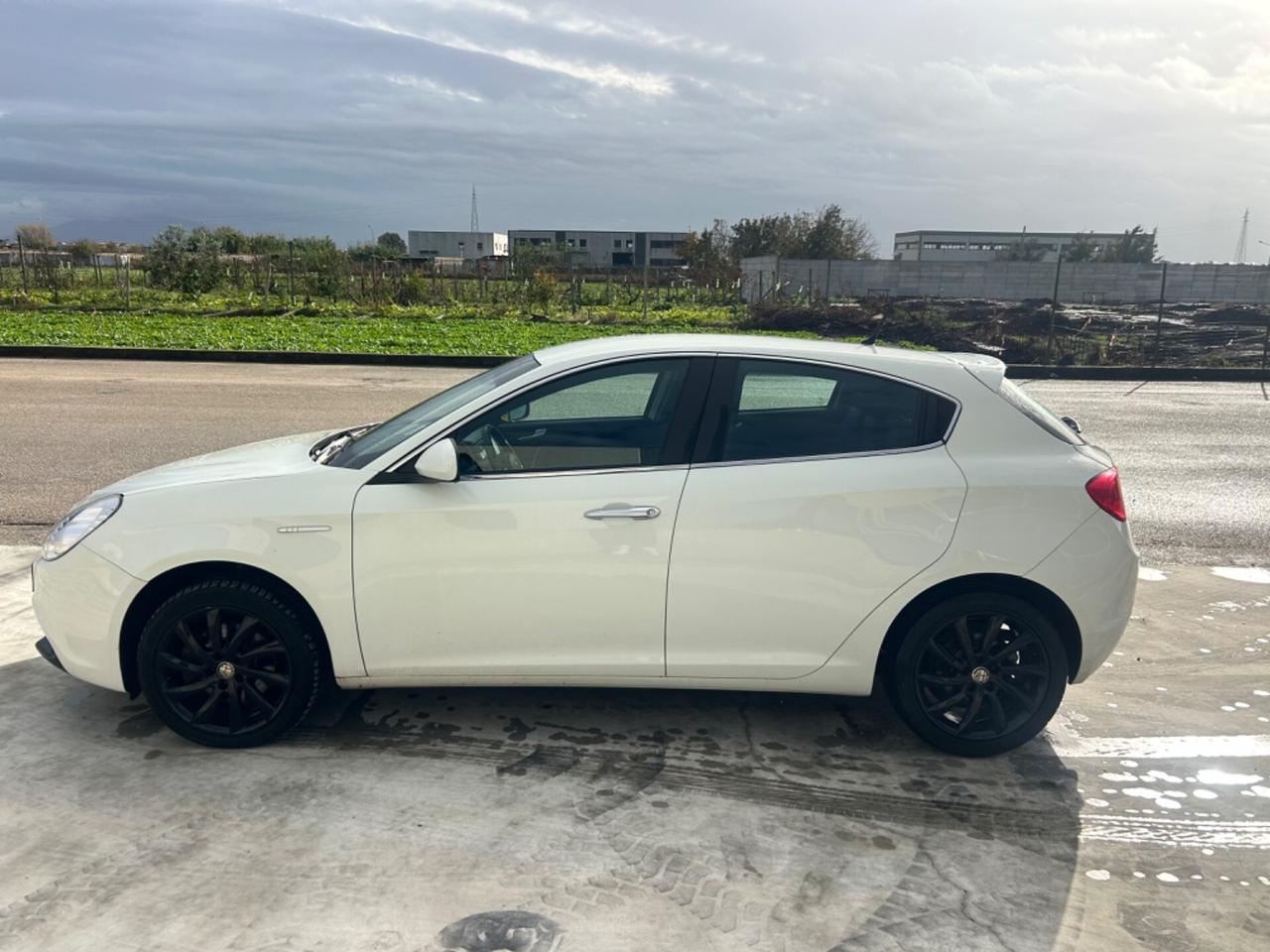 Alfa Romeo Giulietta 2.0 JTDm-2 140 CV Exclusive