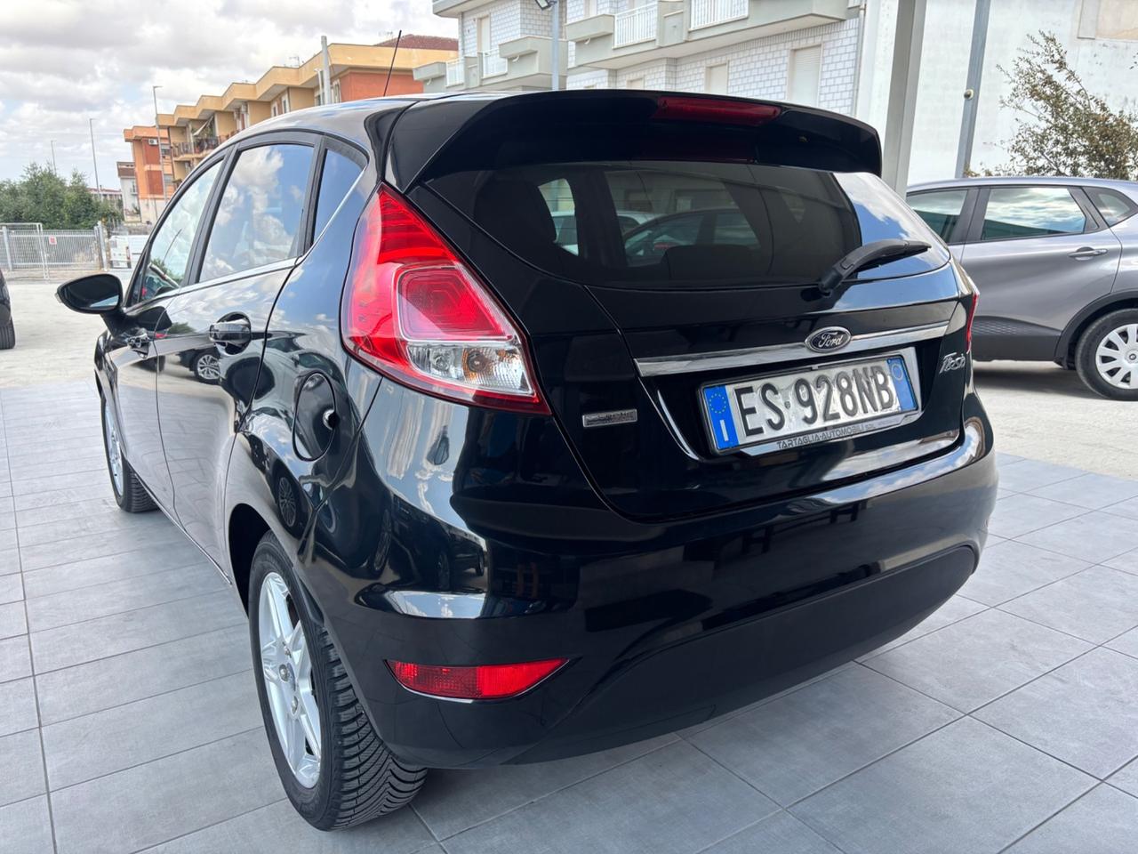 Ford Fiesta 1.5 TDCi 75CV 5 porte Titanium