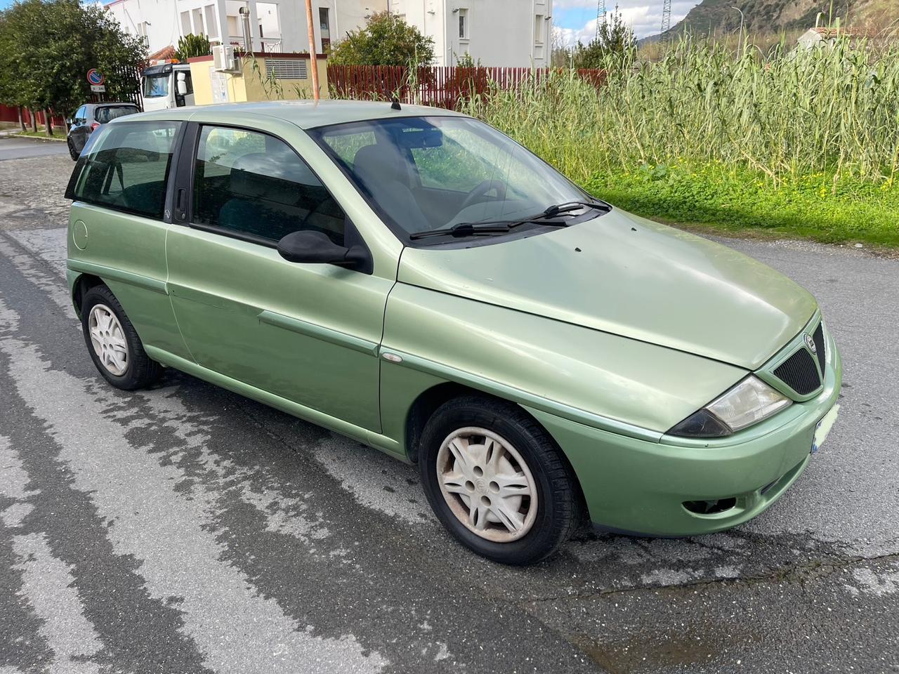 Lancia Y 1.2i cat LS