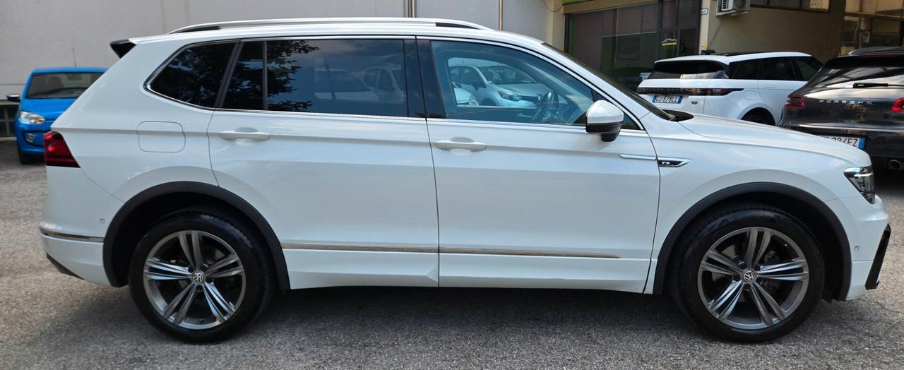 Volkswagen Tiguan Allspace 2.0 TDI SCR DSG R-Line