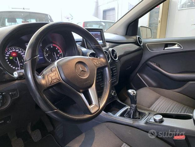 MERCEDES B 180 CDI Executive -GARANZIA 12m-