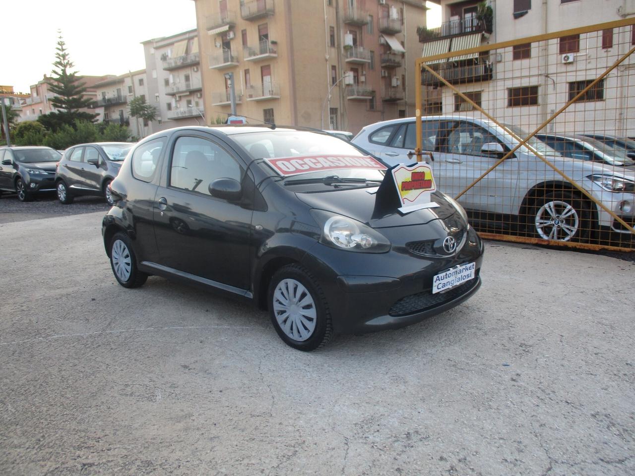 Toyota Aygo 1.0 BENZ. CLIMATIZZATA
