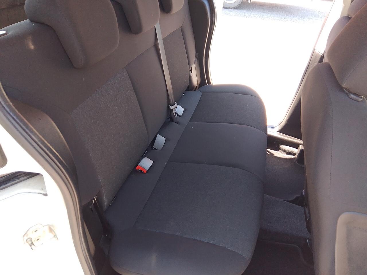 Fiat Qubo 1.3 MJT 80 CV Lounge