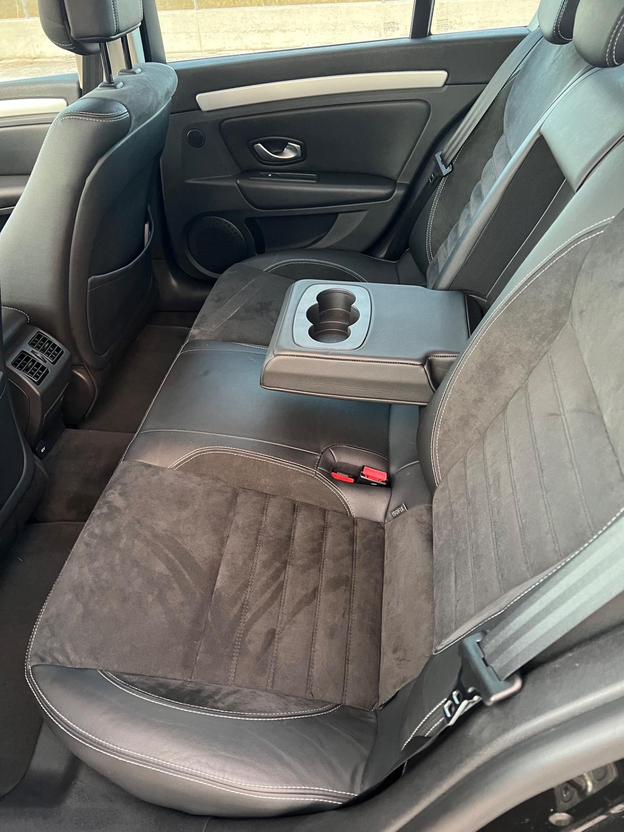 Renault Laguna 2.0 dCi 150CV Initiale