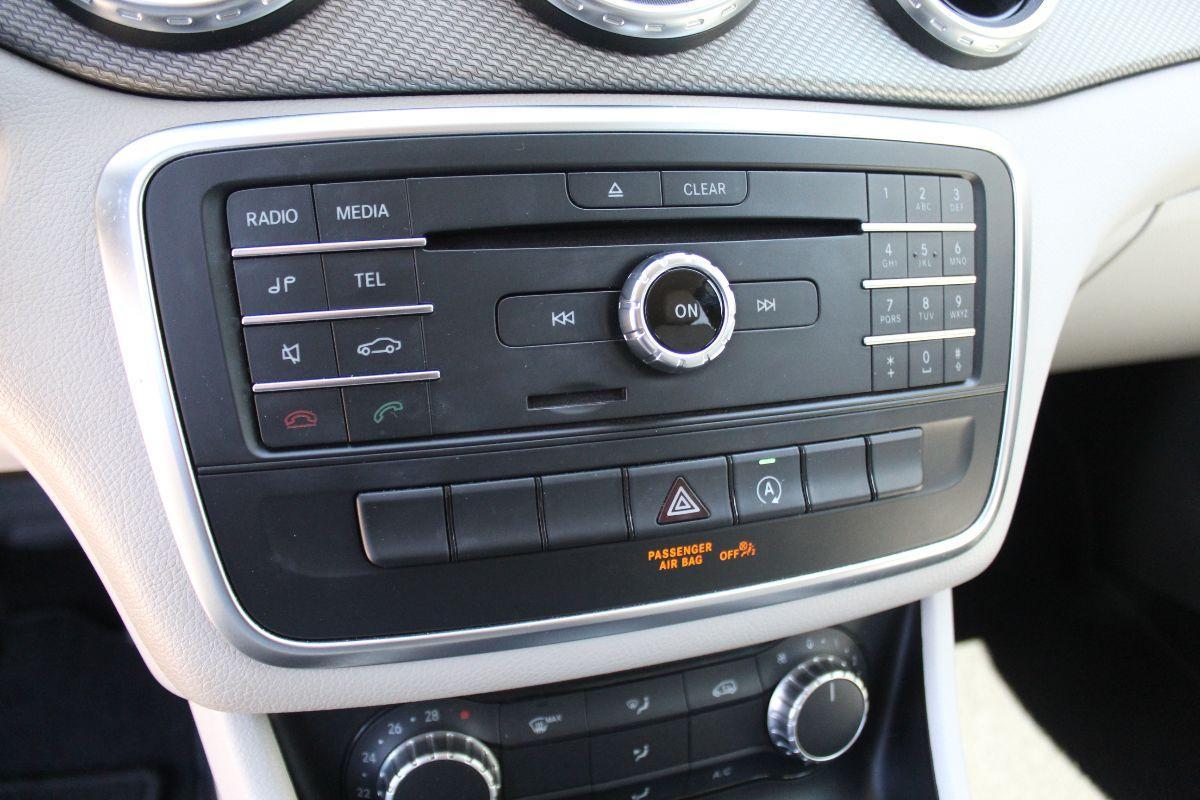 MERCEDES - Classe GLA - GLA 180 d Premium