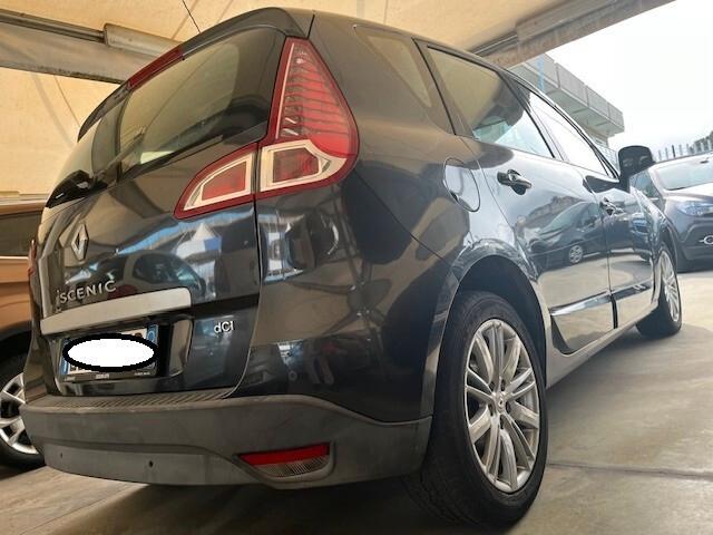 RENAULT SCENIC X- MOOD 1,5 DCI