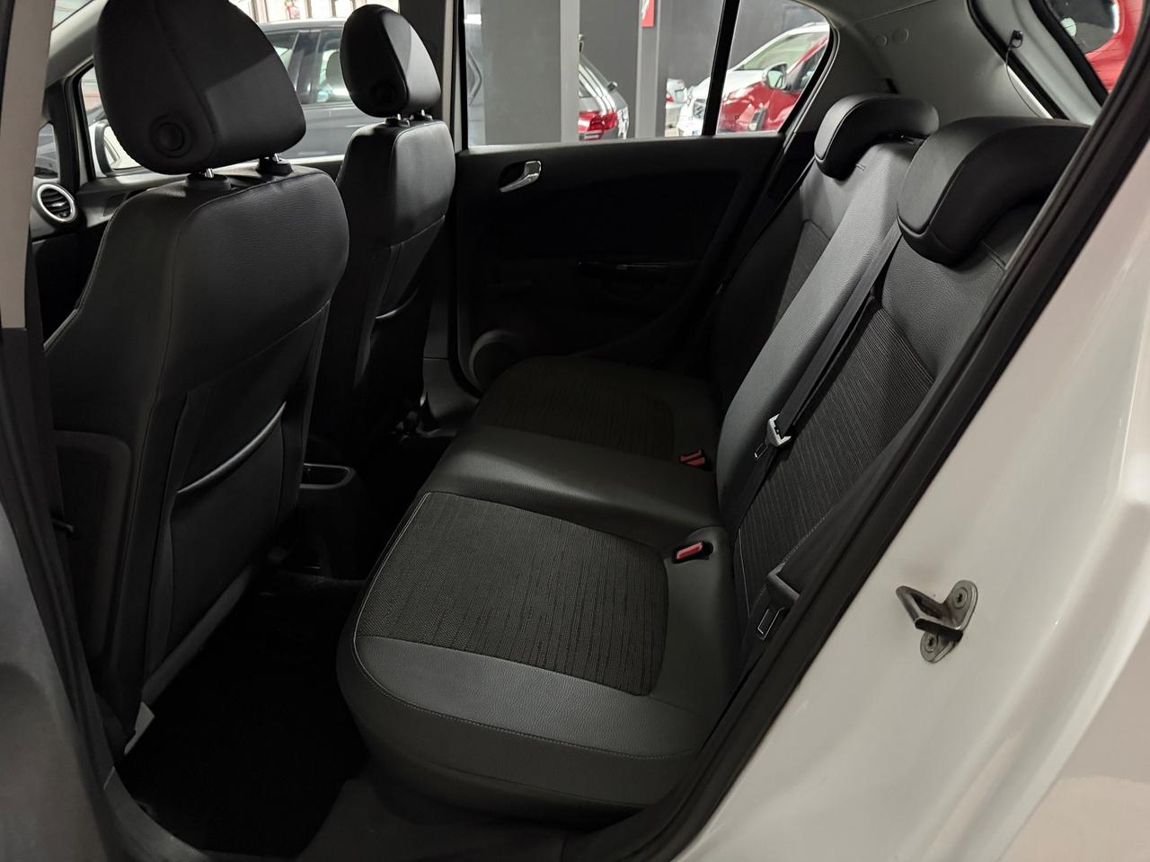 OPEL Corsa 1.3 CDTI (75) Sport 2014