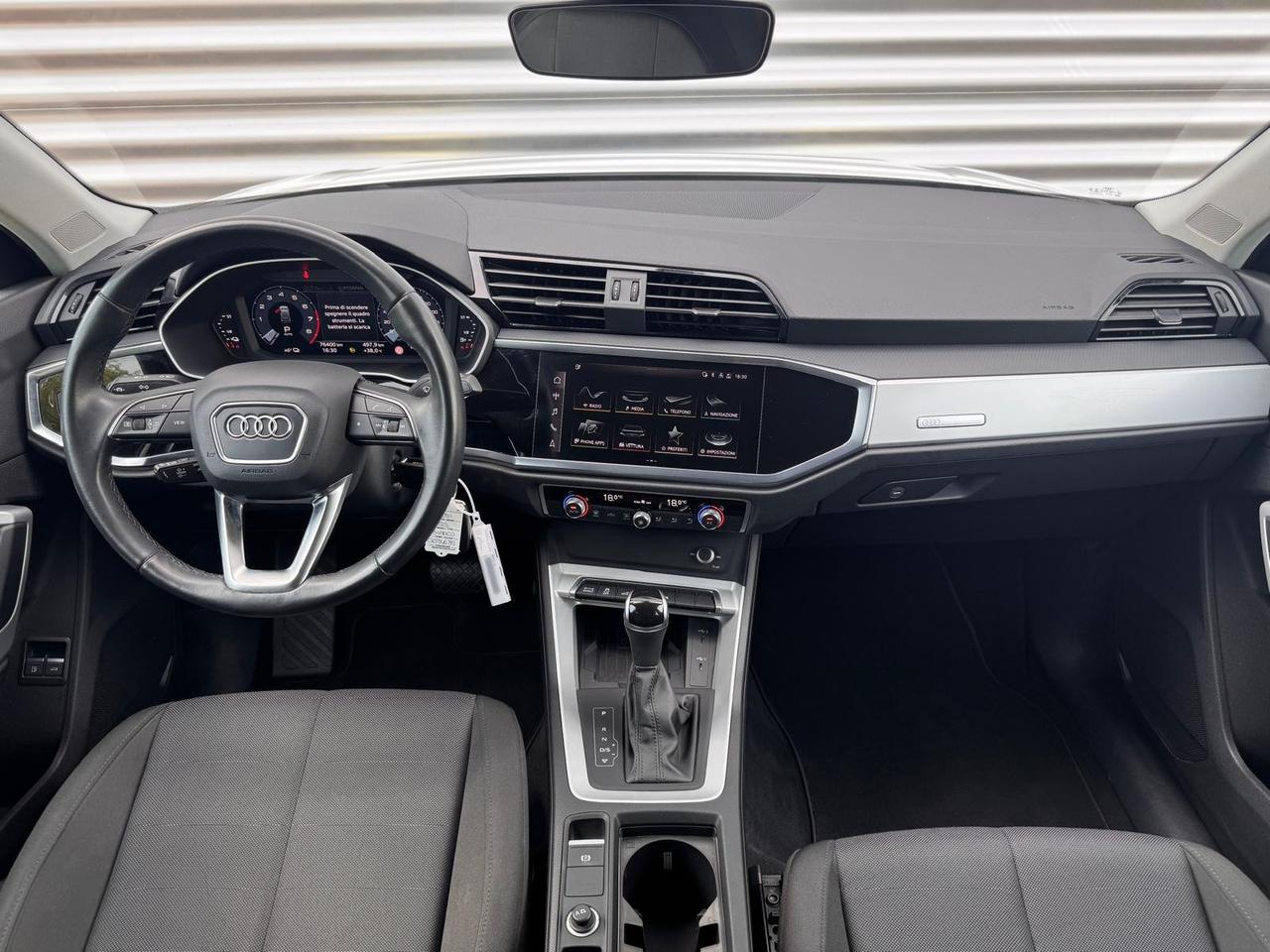 AUDI Q3 45 TFSIe S-TRONIC S-LINE EDITION