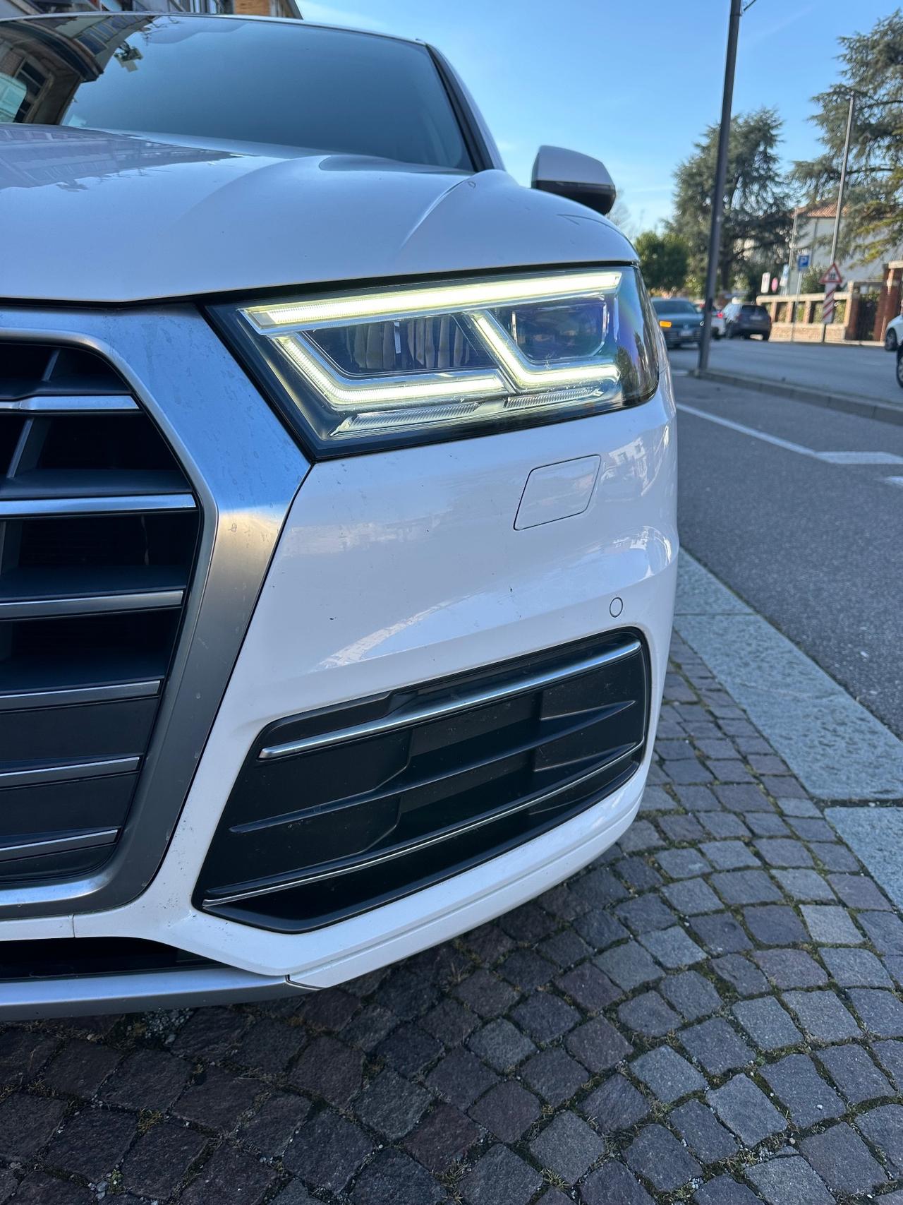 Audi Q5 2.0 TDI 190 CV quattro S tronic Business Sport