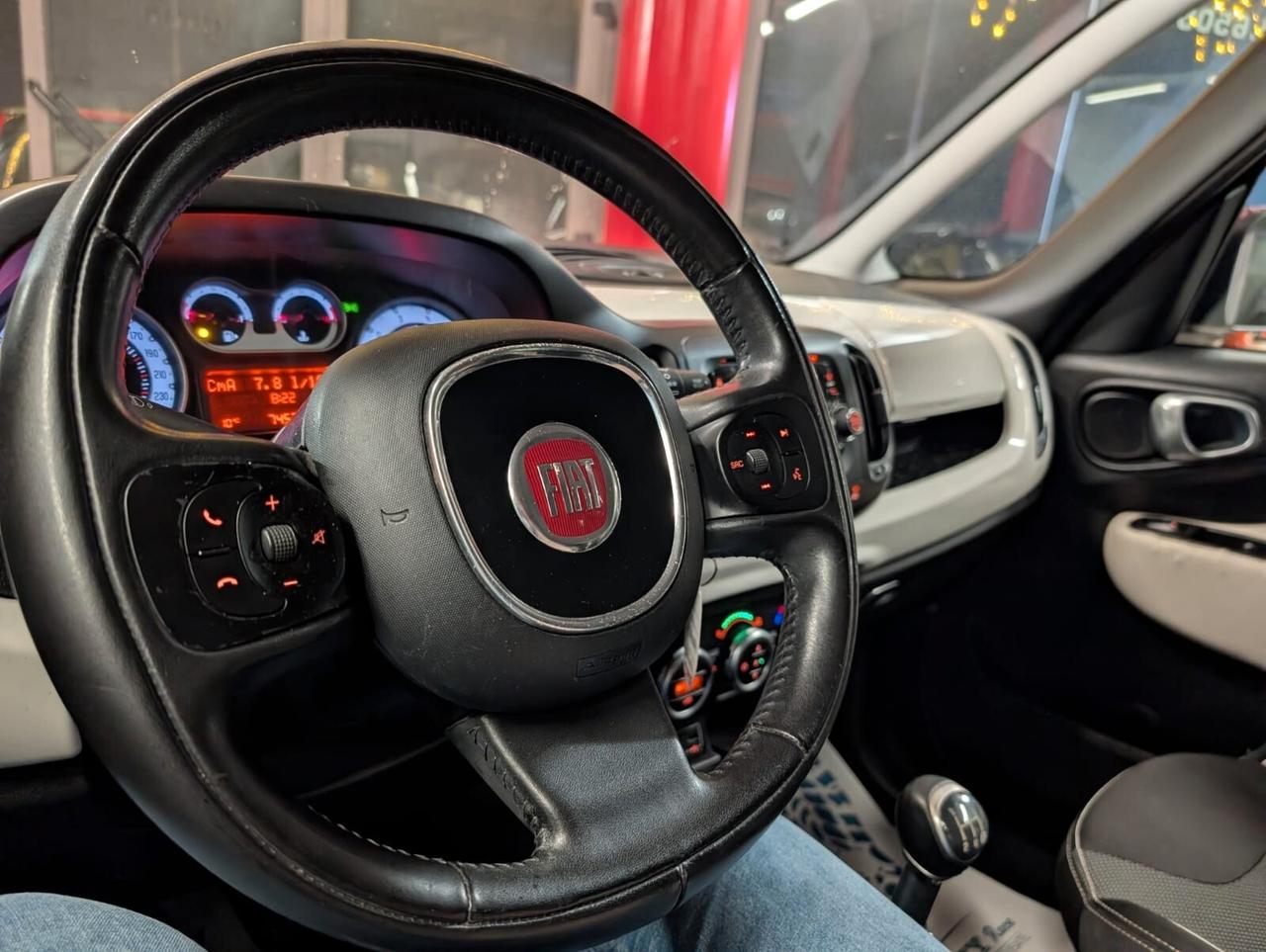 Fiat 500L 1.3 DIESEL Trekking 74.000 KM