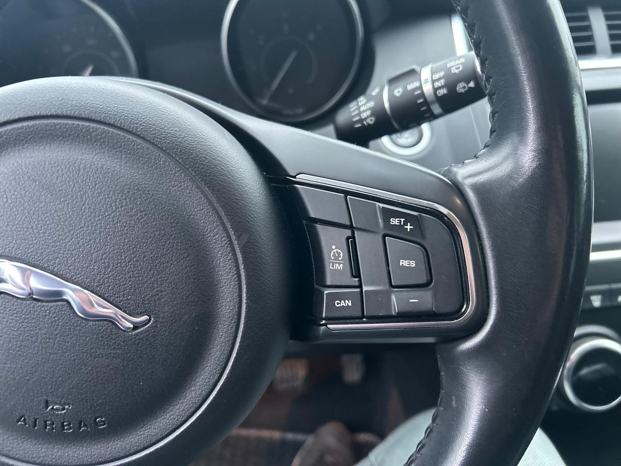 Jaguar E-Pace R-Dynamic S D 150 #8841