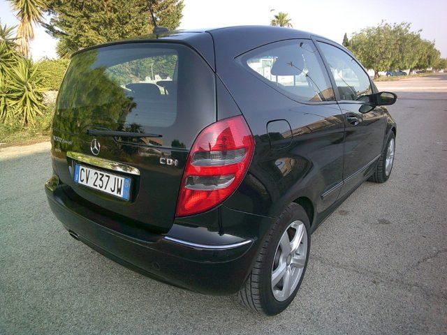 MERCEDES-BENZ A 200 CDI Coupé Avantgarde