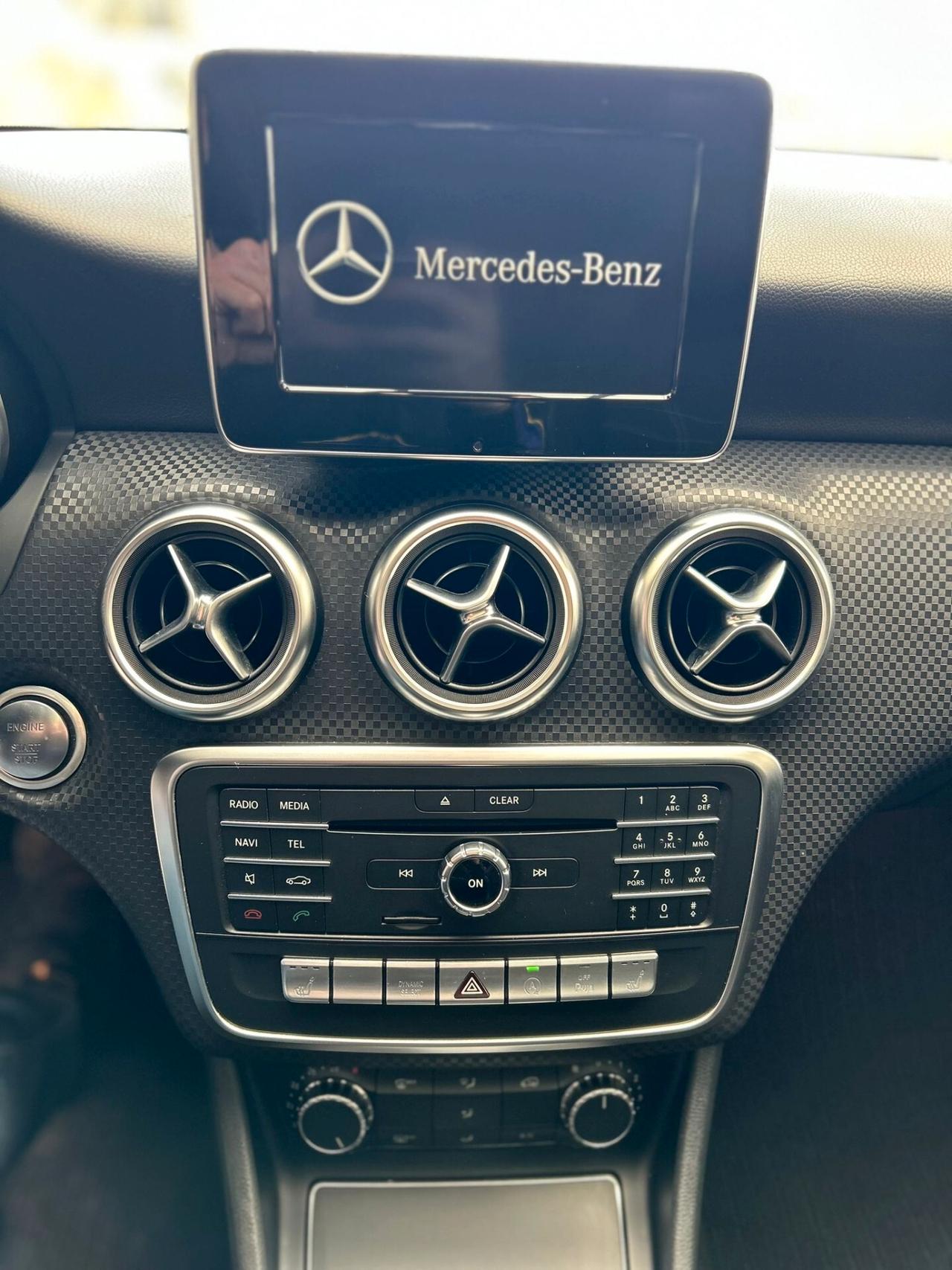 Mercedes-benz A 200 A 200 d Sport auto