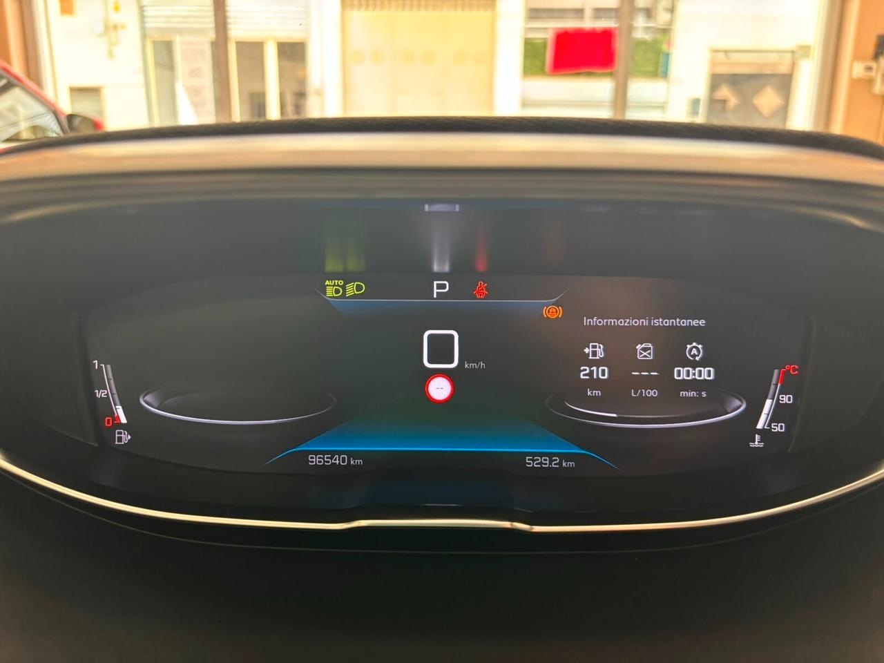 Peugeot 3008 1.5 HDI **FULL OPTIONAL** PARI AL NUOVO