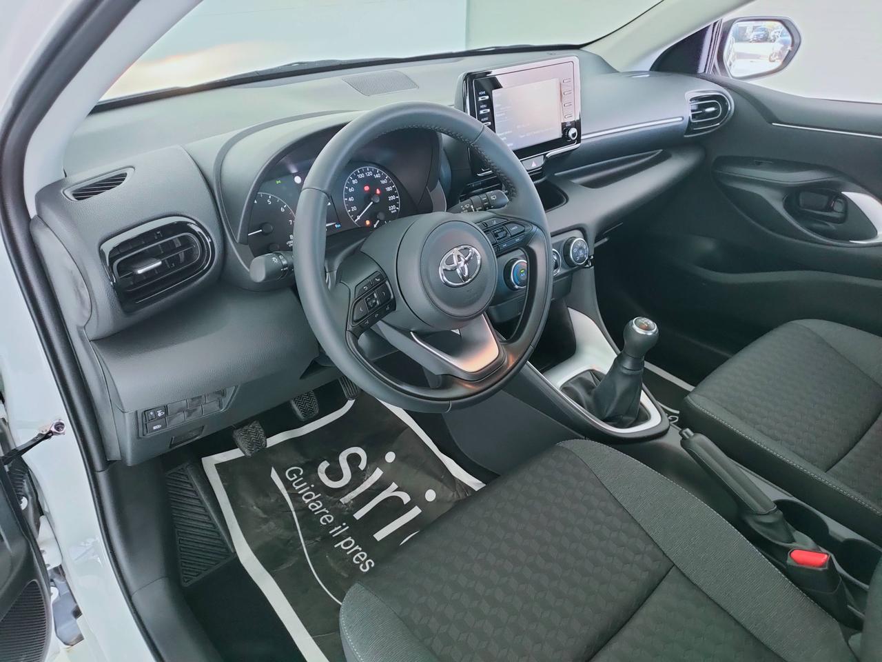 TOYOTA Yaris IV 2020 - Yaris 1.0 Active