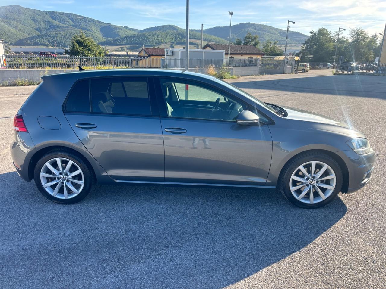 Volkswagen Golf 1.6 TDI 110 CV DSG 5p. Highline BlueMotion Technology