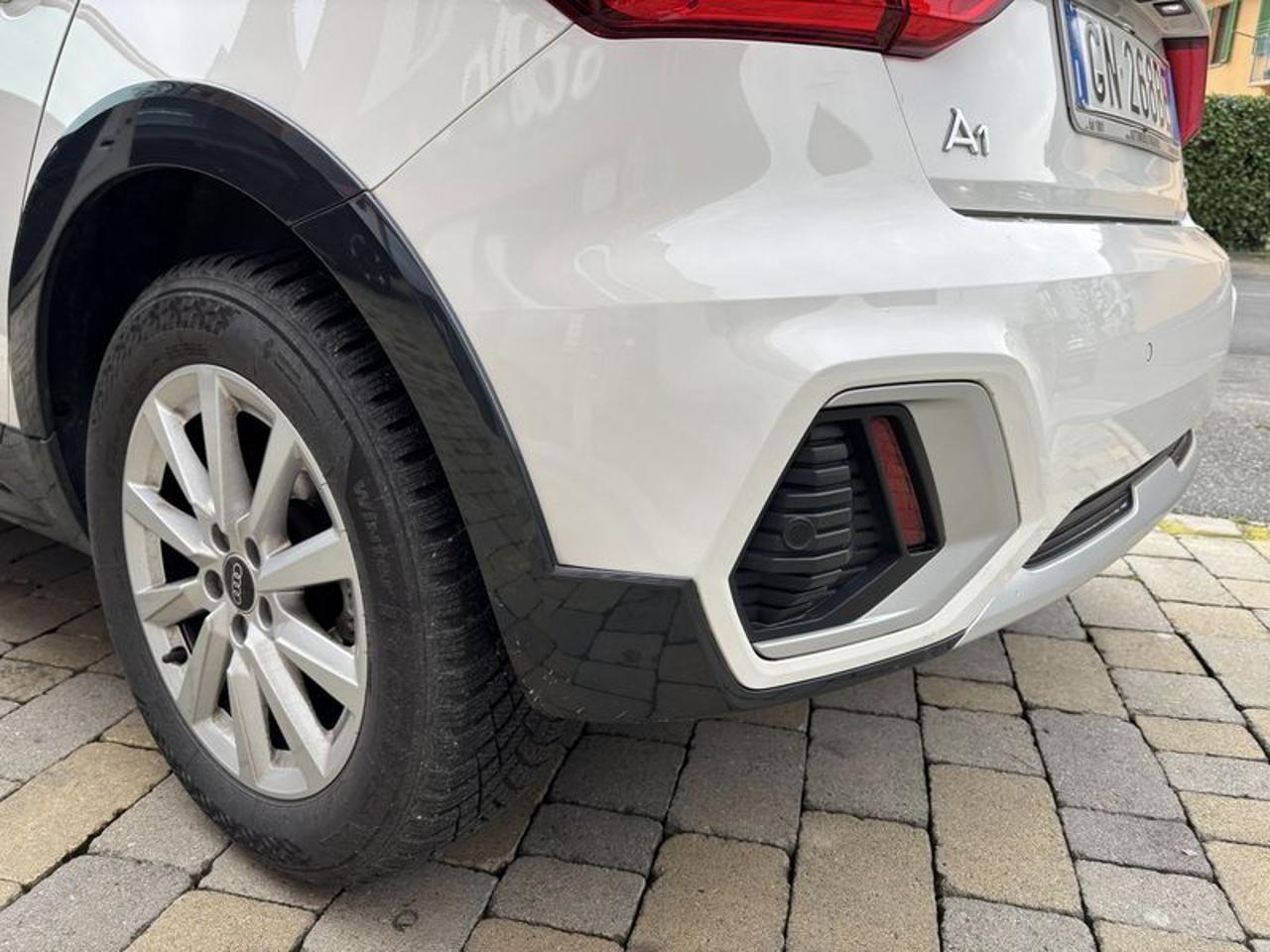 Audi A1 allstreet 30 TFSI APP CONNECT-16"