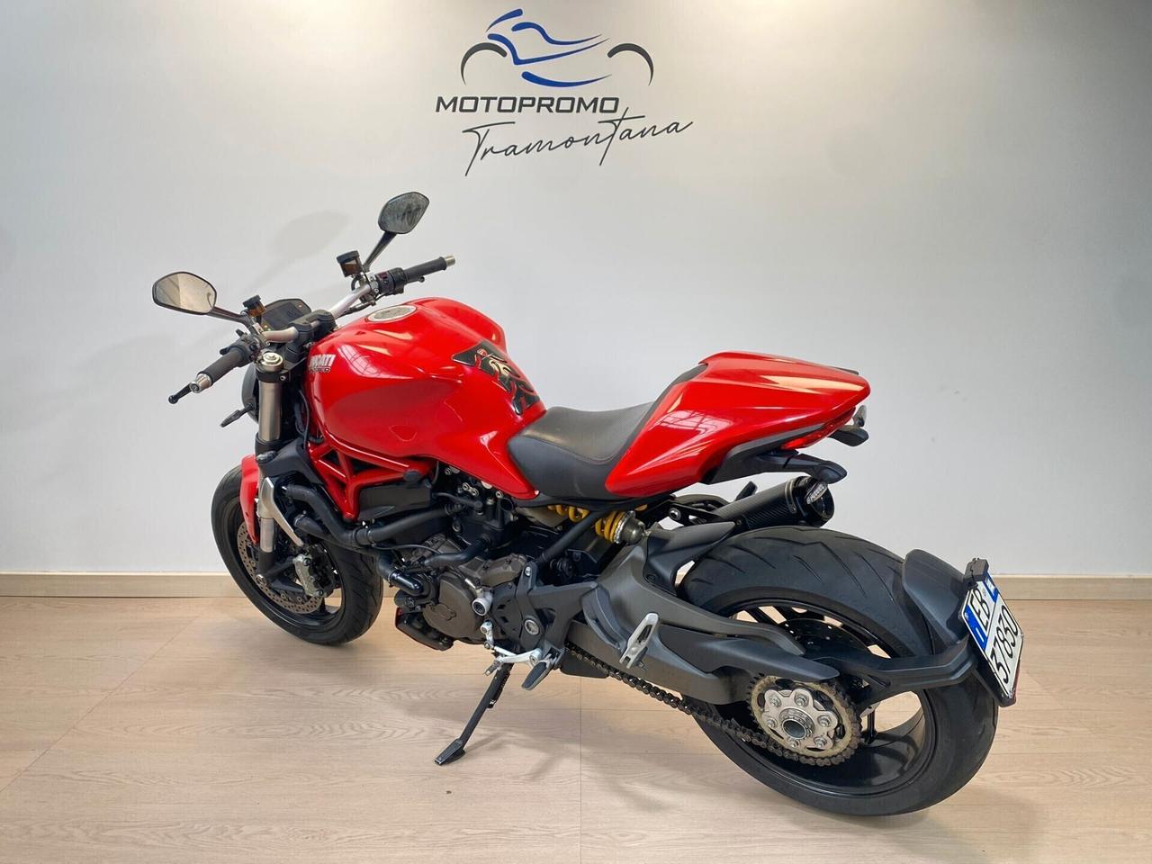 DUCATI MONSTER 1200 + TERMIGNONI DA 99€ AL MESE