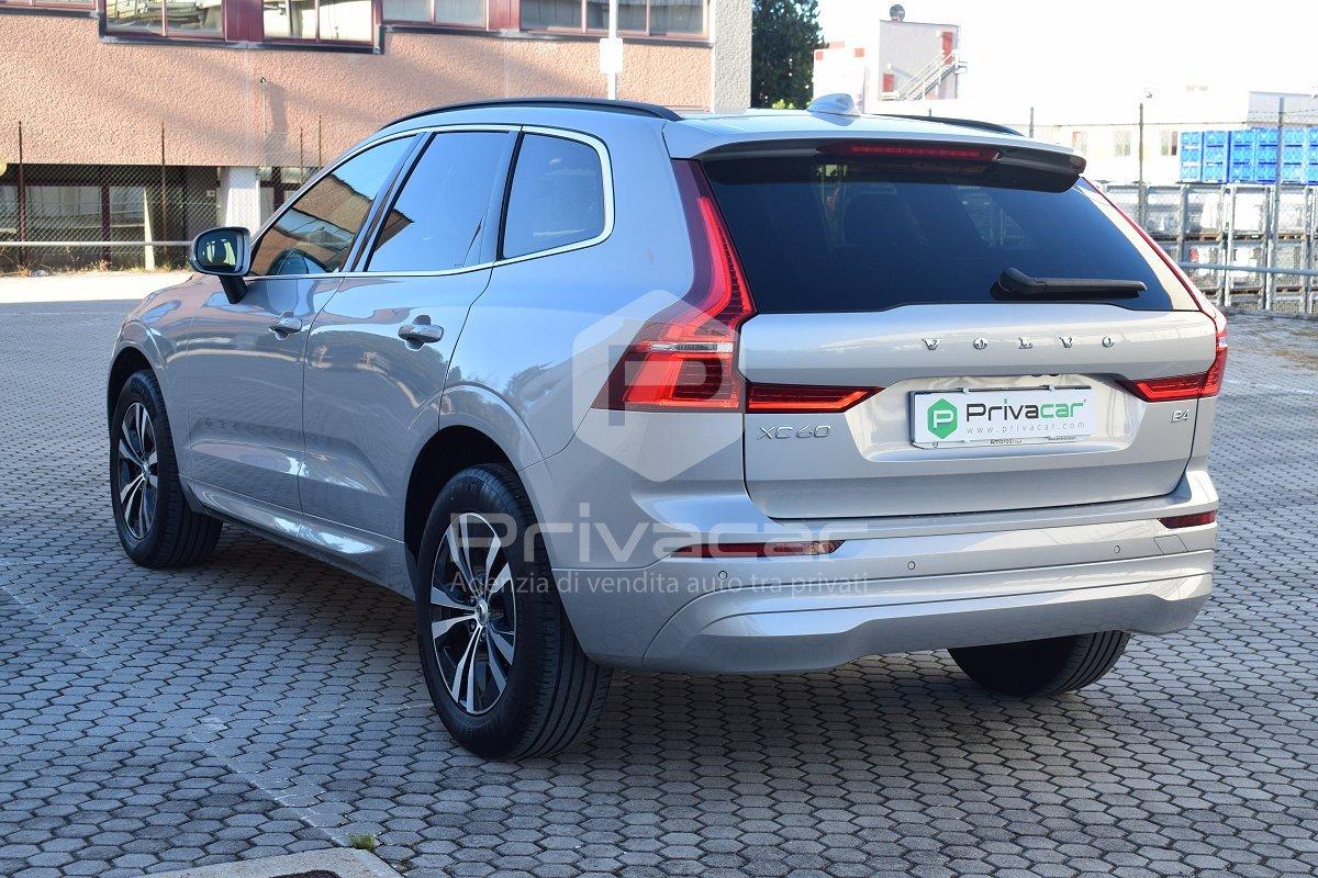 VOLVO XC60 B4 (d) Geartronic Momentum Pro