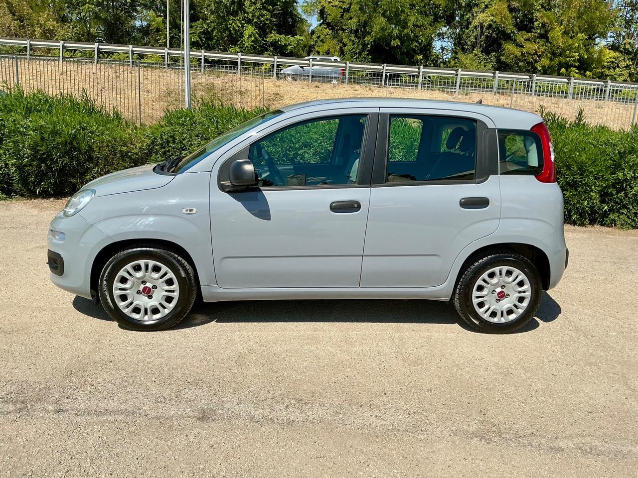 Fiat Panda 1.0 FireFly Hybrid 5 Posti