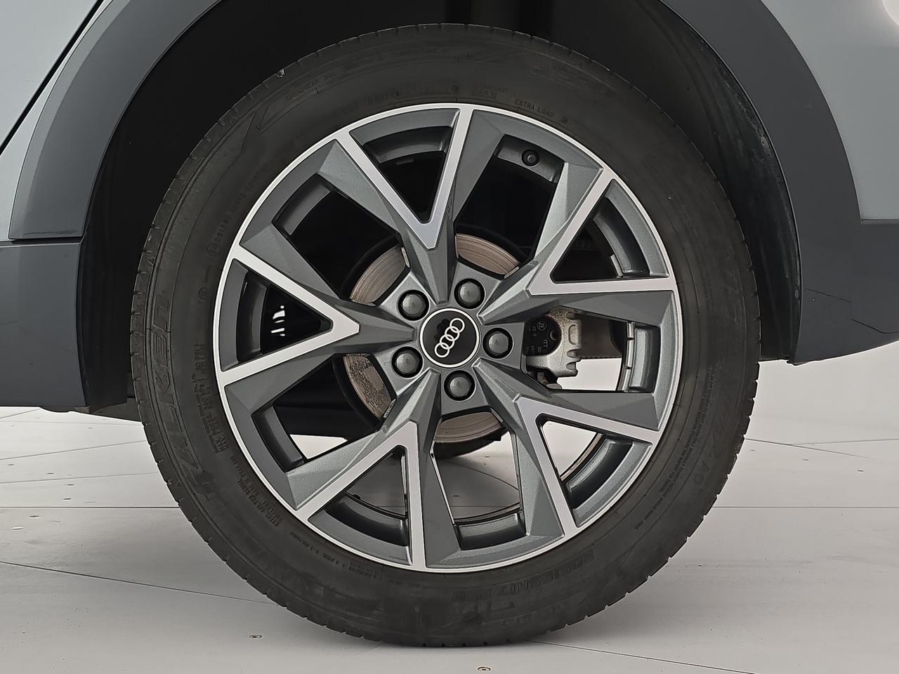 Audi A1 citycarver 30 1.0 tfsi admired 110cv