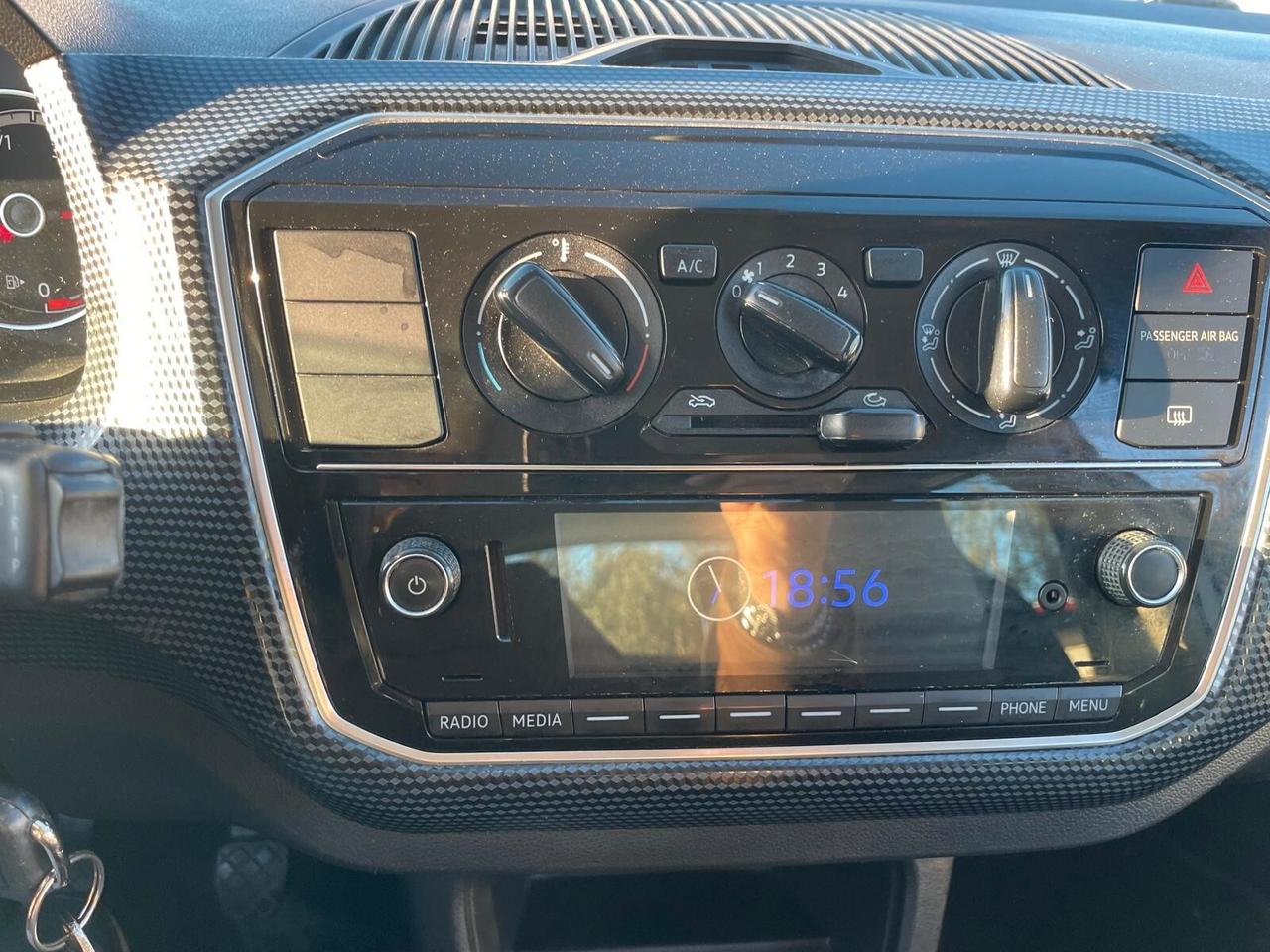 Volkswagen up! 1.0 5p. take