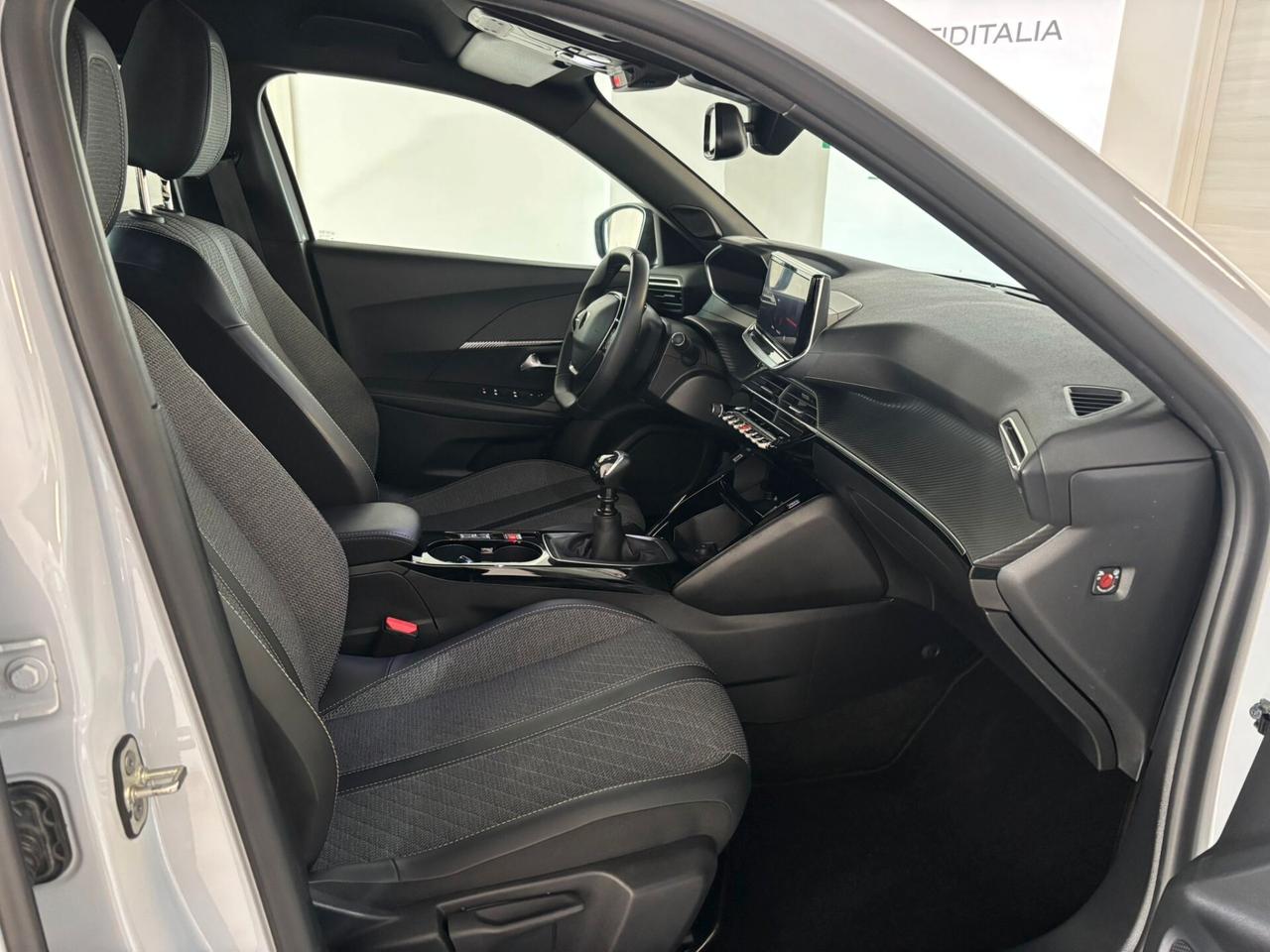 Peugeot 2008 BENZINA 100 CV MOD. 2024 ALLURE